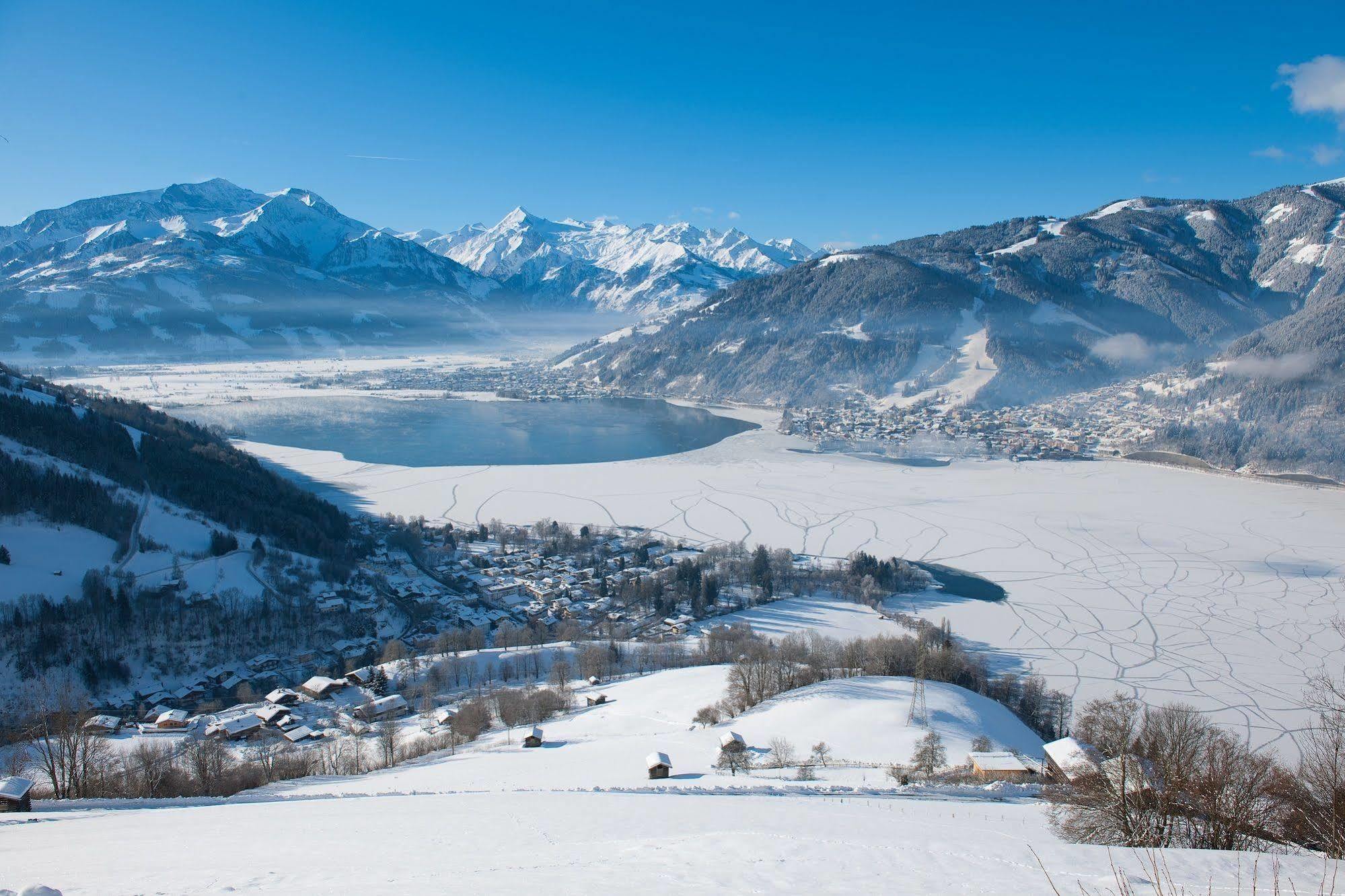 Chaletdorf Zellersee Maishofen Esterno foto